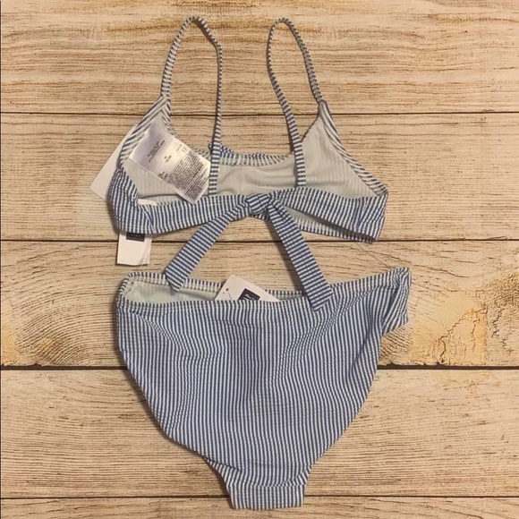 Gap Kids seersucker pinstripe 2-piece bikini 👙 - Picture 2 of 4